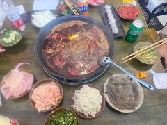 -黄潇洒老火锅(九眼桥宏济巷店)