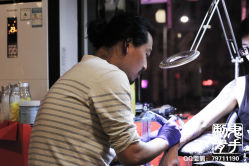 -鬼手纹身小鬼店