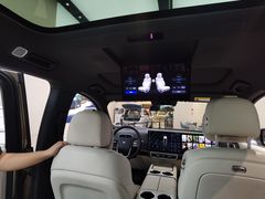 -理想汽车(世纪汇店)