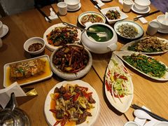 -隔壁老王·家常云南菜(花巷店)
