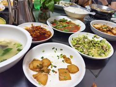 -芦茨金富饭庄·25年老字号·专做稻草鸡