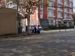 -上海市工商外国语学校