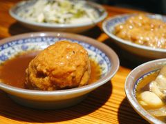 咸蛋黄狮子头-老外婆本帮面(塔城路店)