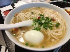 滋补鸡汤面-聚合鑫东北熏酱熟食麻辣面(长阳店)