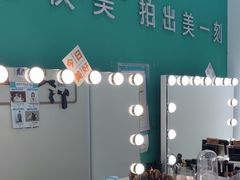 -拍刻风照相馆(花都融创店)