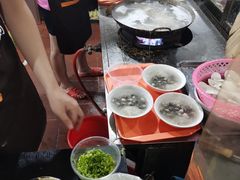 -建国蚵煎蚵面