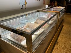 面包甜点陈列柜-Marina厨房·ALA精酿(月湖盛园店)