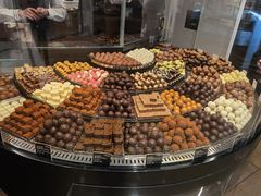 -Laderach 莱德拉(上海环贸iapm店)