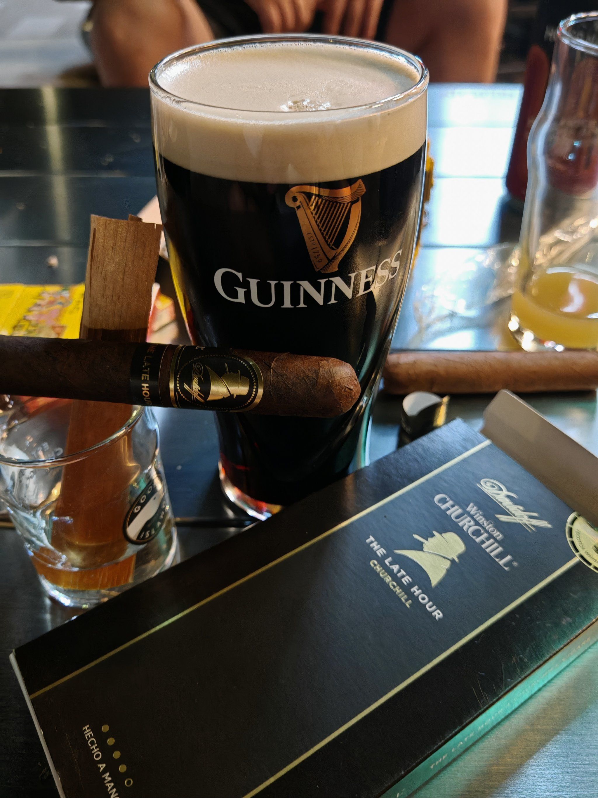 一直来这家精酿馆,老板对精酿很有理解,酒的品质非常高,还带有雪茄的