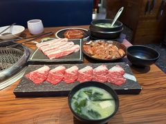 -烧肉一番·新韩式炭火烤肉(大岭山店)