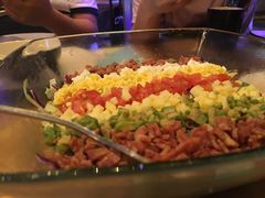 -临界音乐酒馆·小龙虾·江湖菜(华熙LIVE·鱼洞店)