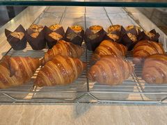 -VERIE BAKEHOUSE