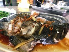 -亚龙湾8号(丁村万人海鲜广场店)