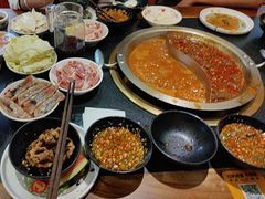 -沸炉重庆老火锅(军事博物馆店)