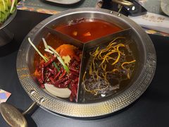 -廖掌柜·重庆鲜货火锅(上海首店)