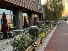 -暹罗酒肆泰餐厅酒吧