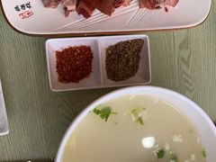 -乔家小院•本地小海鲜•非遗驴肉(万年泉路店)