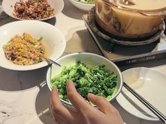 -状元人家·公园别墅衡东土菜(溪悦荟店)