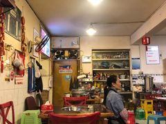 大堂-鸿顺老铁锅美蛙鱼府(解放碑店)