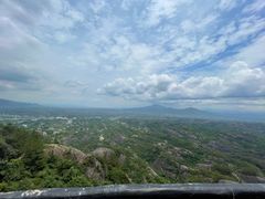 -玻璃桥景区石牛寨