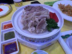 草原手把肉-德乐海蒙餐