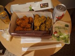 -BHC炸鸡(明洞总店)