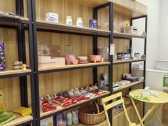 -Pets First伊珊娜洗护·精致美容·家庭式寄养(新会路店)
