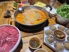 -快活林酸汤鱼鲜品火锅店(甲秀楼店)