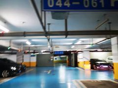 -东升大厦·停车场