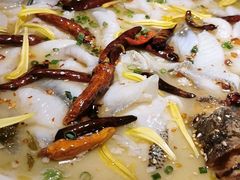 -江渔儿酸菜鱼(映月湖环宇城店)