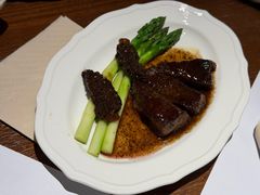 嫩牛肉配羊肚菌松露酱-CAPARESH開府莱舍(望京金辉店)
