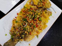 -雪野鱼头大王邢府公老店(雪野湖店)