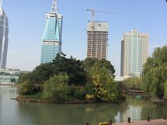 -金桥现代产业园区-停车场