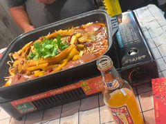 -顶峰夜宴·龙虾烧烤大排档(九江学院店)