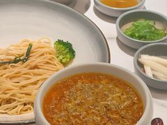 -馋三尺蟹粉小笼(人民广场店)