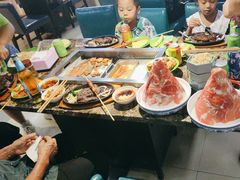 -新艺自助美食城(中山路店)