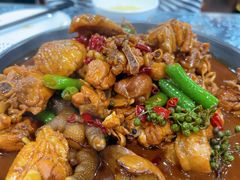 -八两八金·莱芜特色炒鸡(市南漳浦路店)