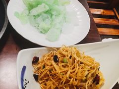 -超越炭火牛蛙火锅鸡(河东店)