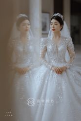 -曼青婚纱礼服馆
