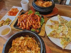 -百年石锅饭·朝鲜族传统民餐