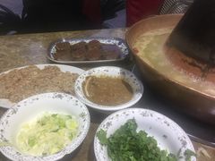 -牛叔鲜羊肉铜火锅(远东小区店)