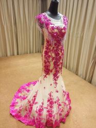 -觅白婚纱礼服馆