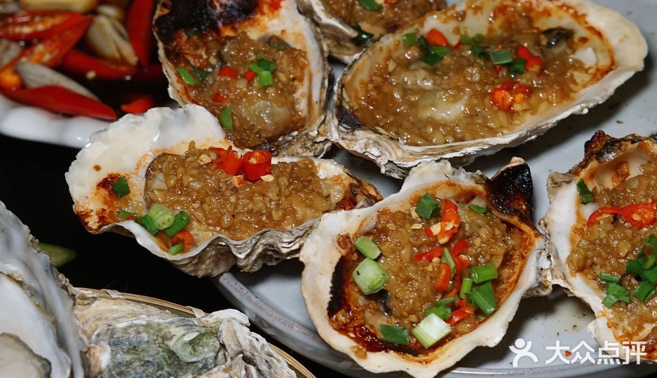 交子大道温馨小木屋海鲜Bistro，快乐团年地。