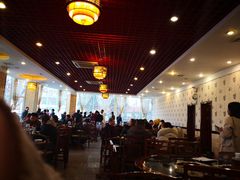 大堂-九尺赵老四鲜鹅肠火锅