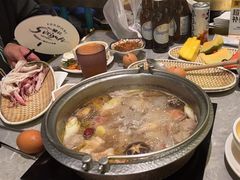 -一绪に寿喜烧(荟聚店)