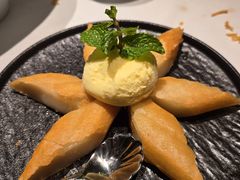 冰激凌年糕-醉舍·新淮扬菜(长宁龙之梦店)
