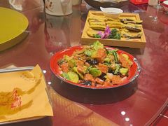 -鱼满舱·鲜活海鲜·正宗鲁菜