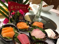 -万龙洲海鲜(大兴绿地缤纷城店)