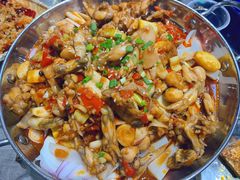 牛蛙爱上虾-小民大排档(光谷店)