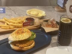 -必胜客(余姚五彩城店PH店)